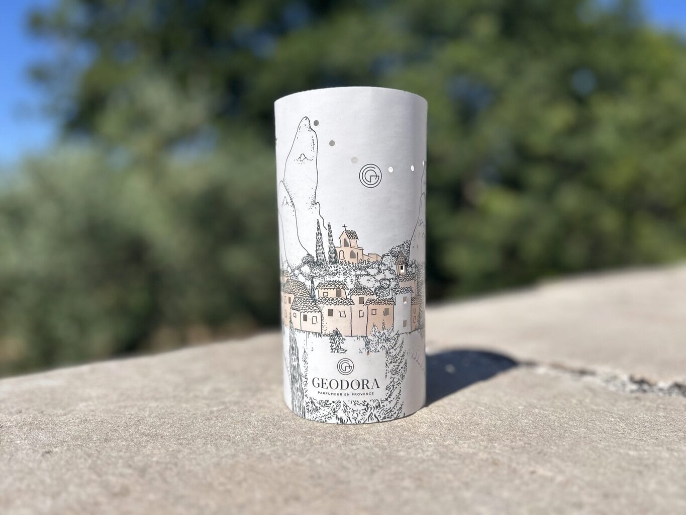 Photophore: the guiding star of Moustiers en Provence